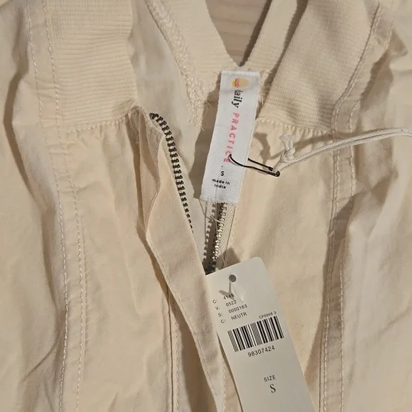 NWT Daily Practice Anthropologie Soller Drawstring Jumpsuit, Crean, Size Small - Picture 4 of 6